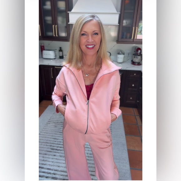 Amazon Pants - NWT 2PC Long Sleeve Jacket & Pants Lounge Set-S